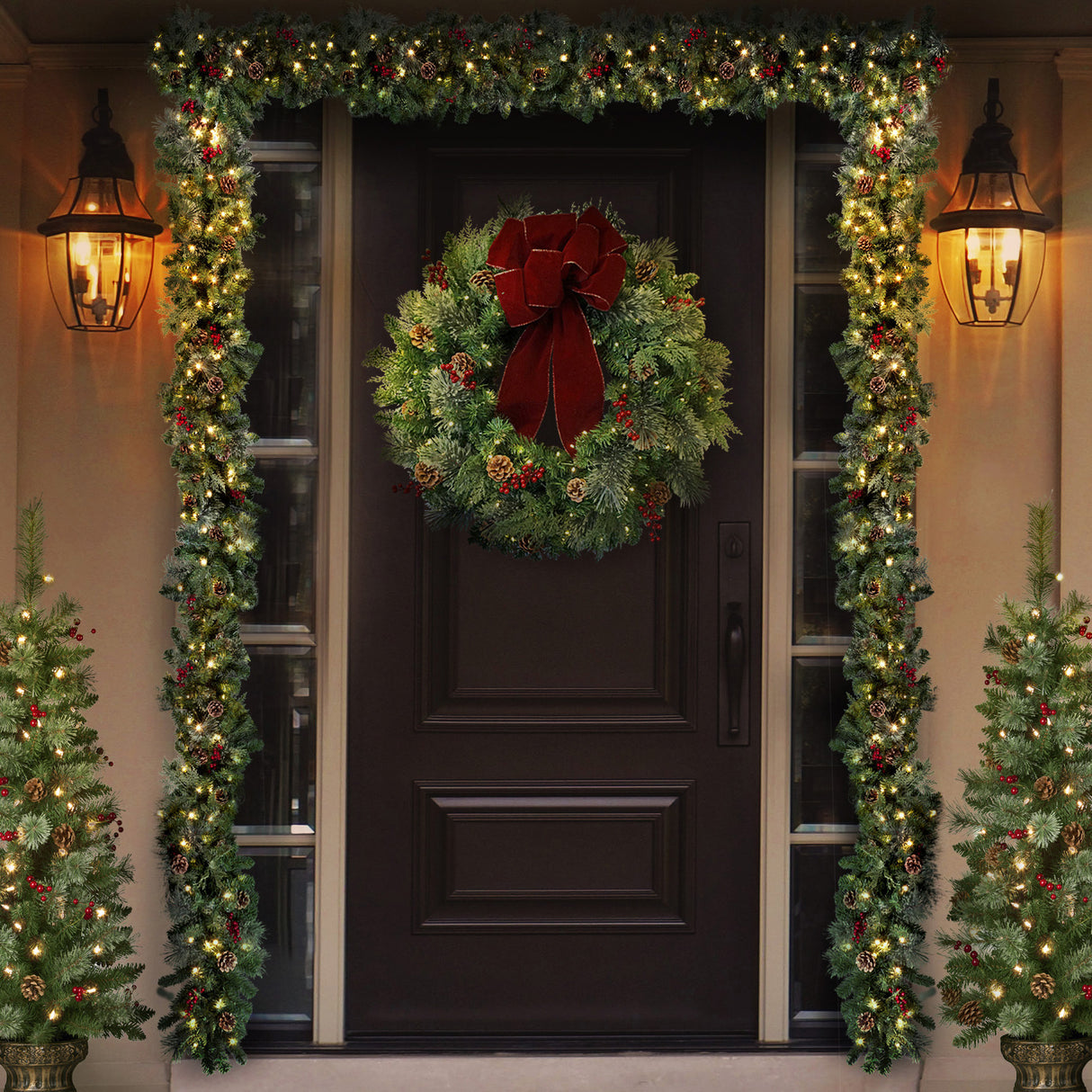 Classic Pre-lit Christmas Garland