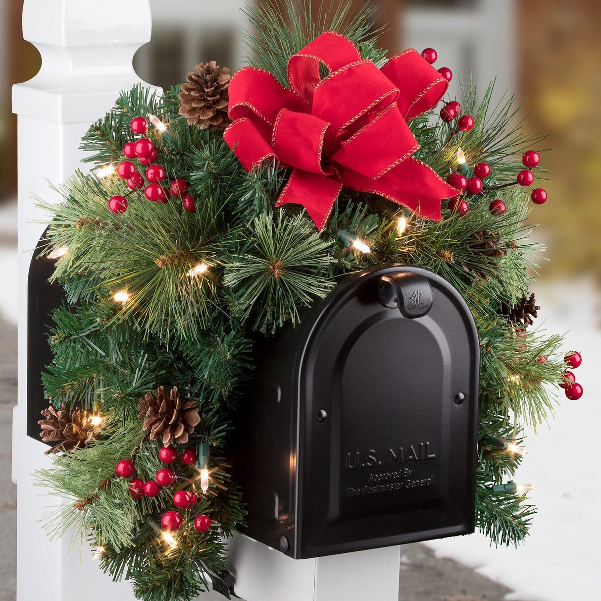 Swags - 30 Inch Pre-lit Christmas Mailbox Swag