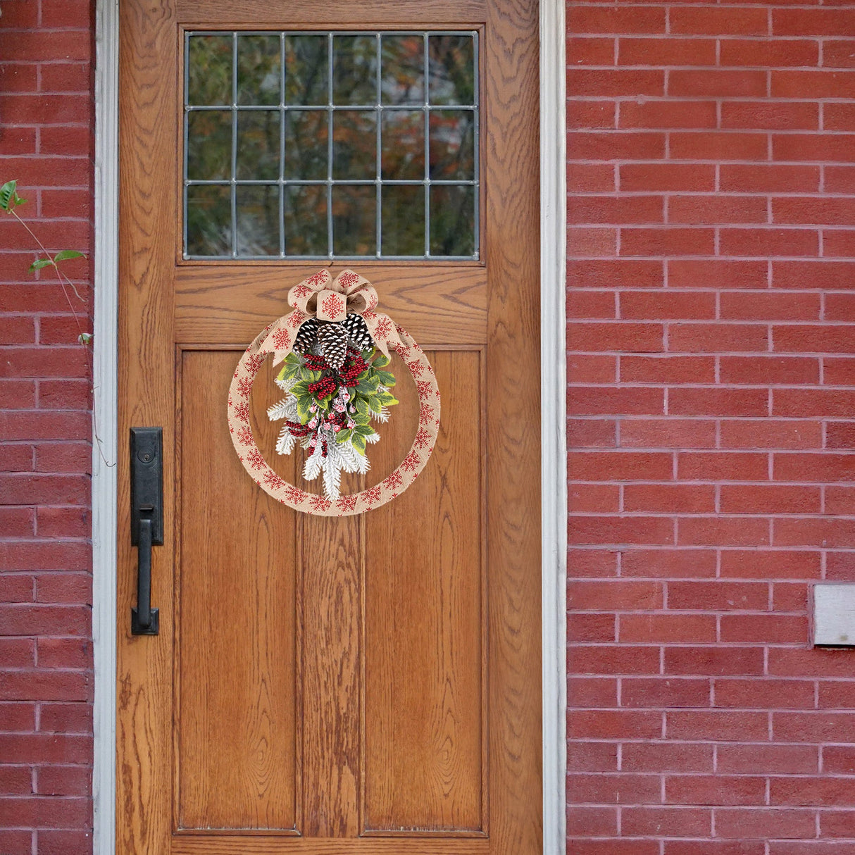 Wreath - 18 Inch Snowflake Homespun Christmas Wreath