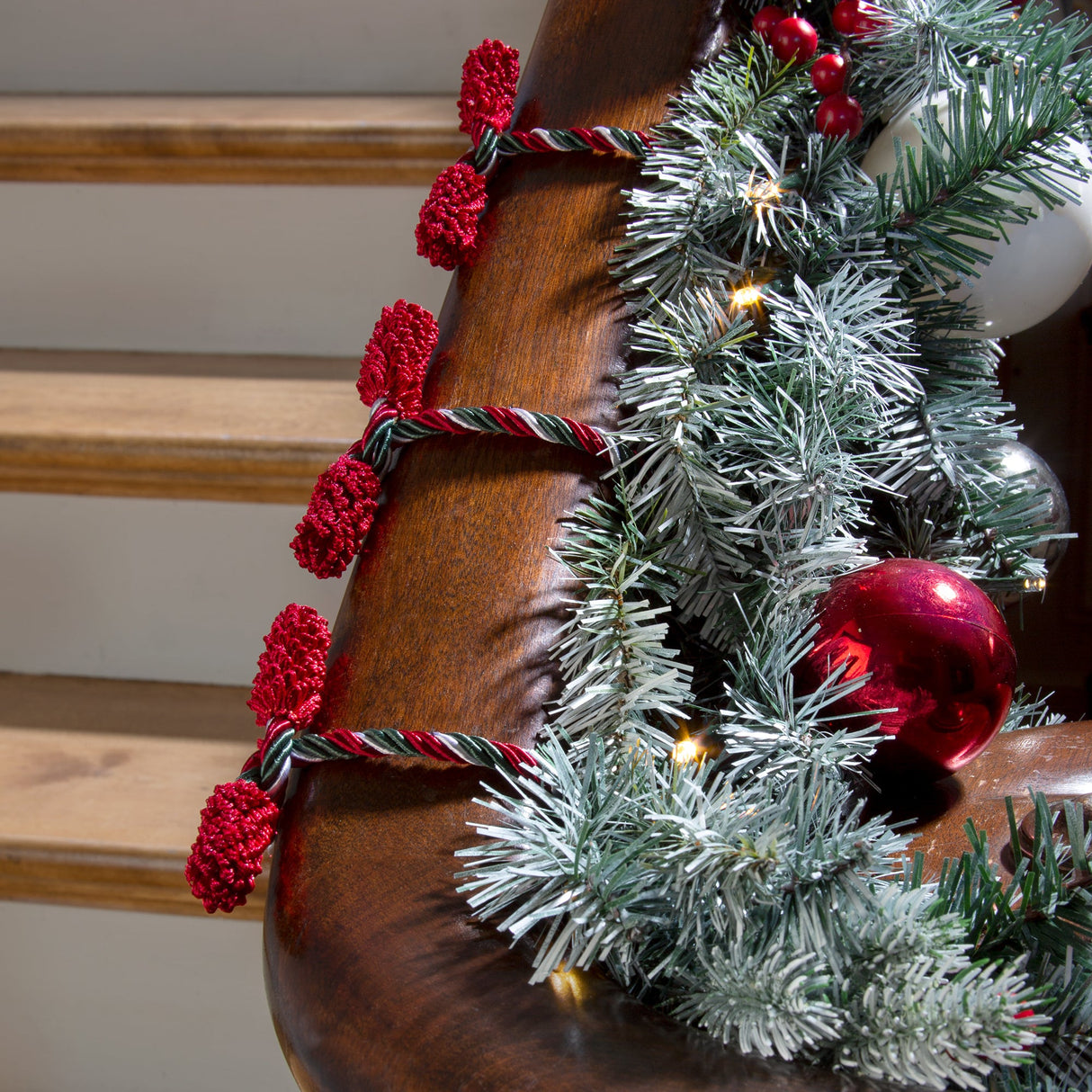 Decorative Twist Tie - Decorative Twist Ties 6 Pack - Red/Green/White