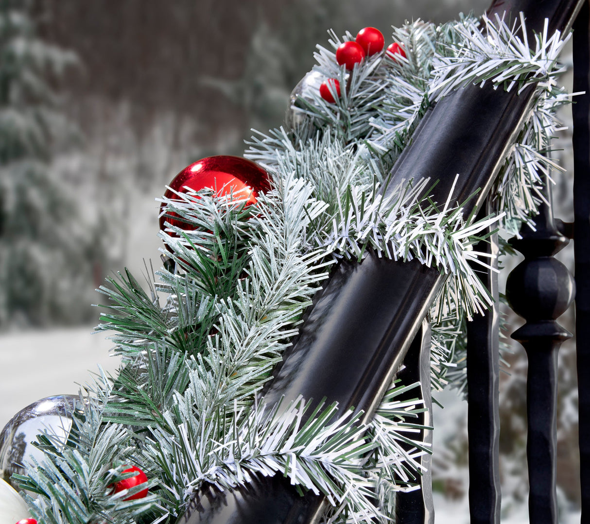 Garland Ties - GarlandTies?äó, 40 Pack Of 3 Assorted Sizes - Noble Pine Frosted