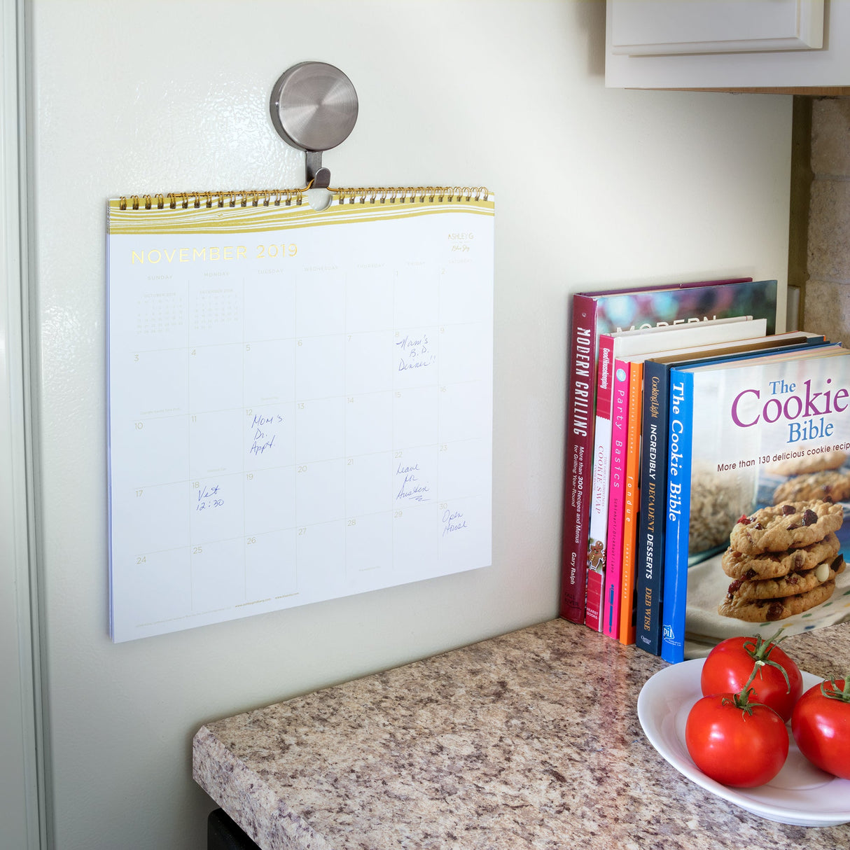 Wreath Hangers - Attract?« Magnetic Hanger, 2 Pack - Brushed Nickel