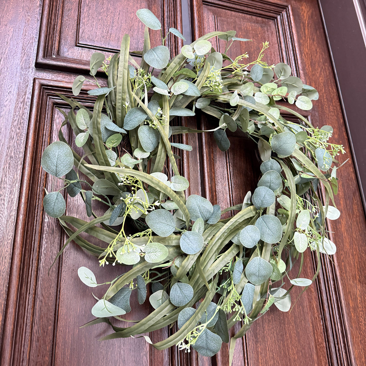 24 Inch Eucalyptus Wreath