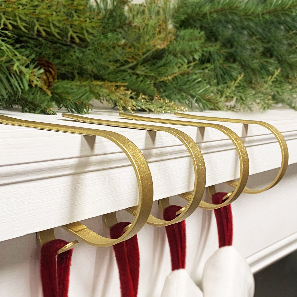 The Original MantleClip Stocking Holder - Classic Gold