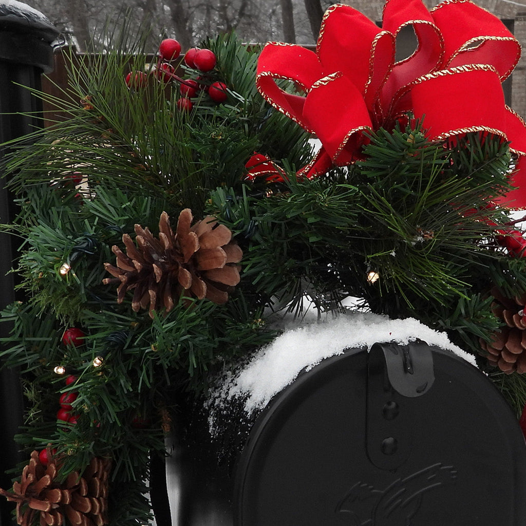 Swags - 30 Inch Pre-lit Christmas Mailbox Swag