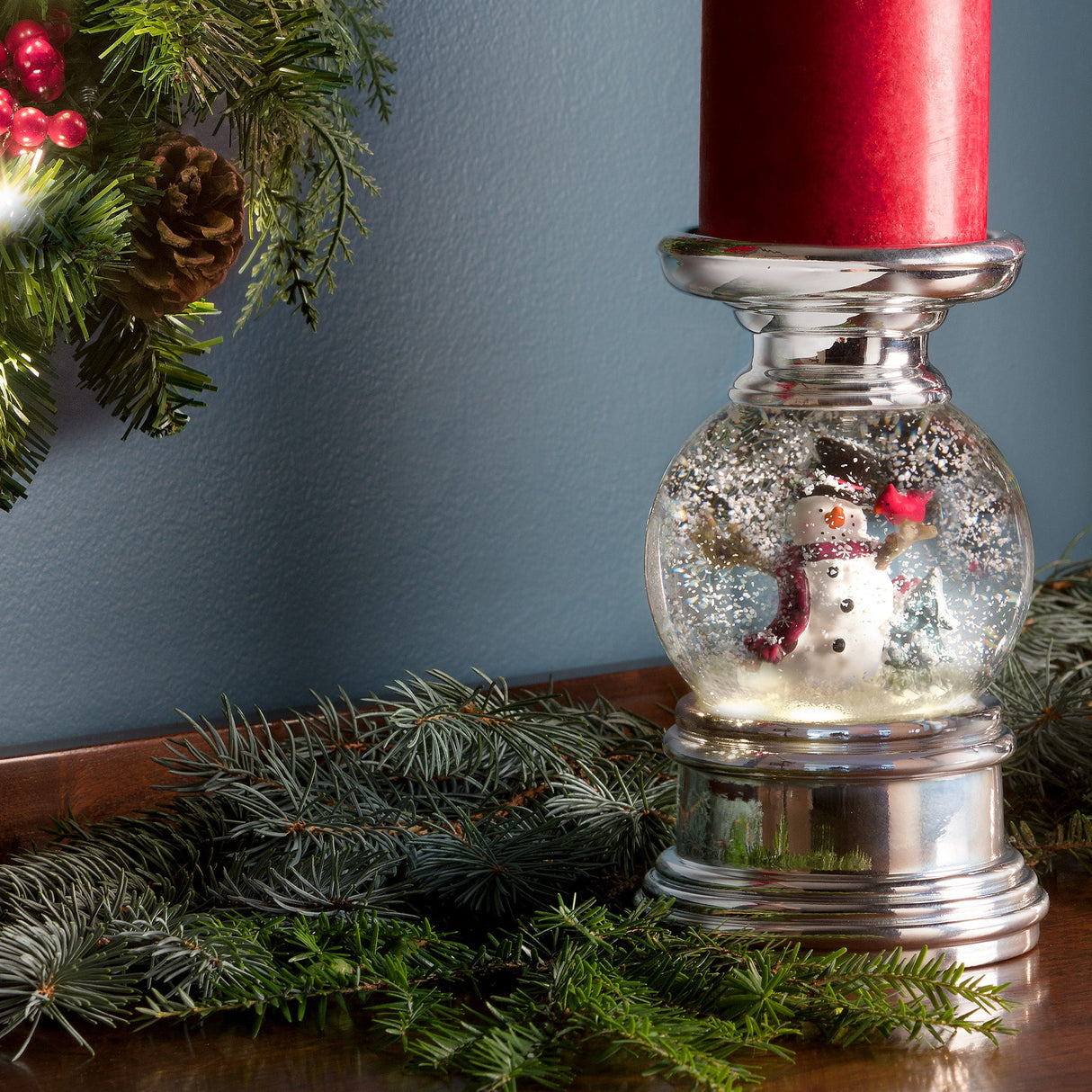 Tabletop Decor - Snowburst ?äó Christmas Snow Globe Candle Holder - Snowman