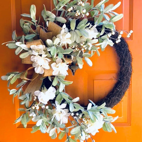 Wreaths & Garlands - 28 Inch Round Grapevine Hydrangea Wreath