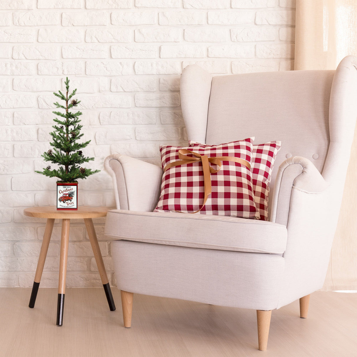 Christmas Tree - 24 Inch Potted Tree With Pinecones, Metal Pot With Classic Red Truck