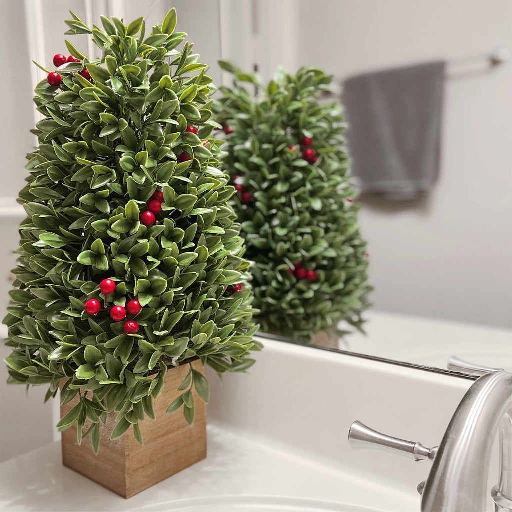 Christmas Trees - 18 Inch Boxwood With Berry Tree In Wooden Pot
