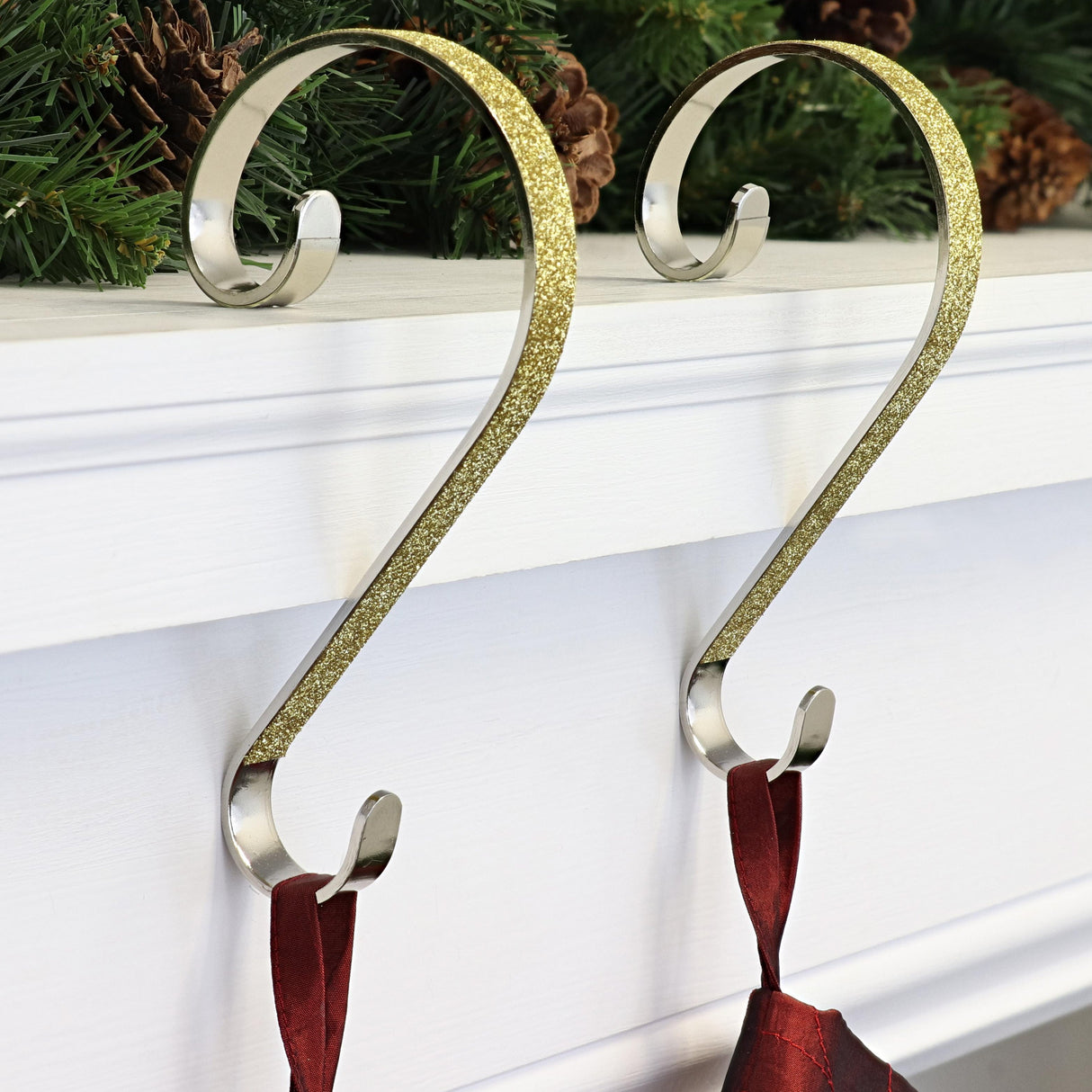 Stocking Holder - Stocking Scrolls?« - Glitter Gold