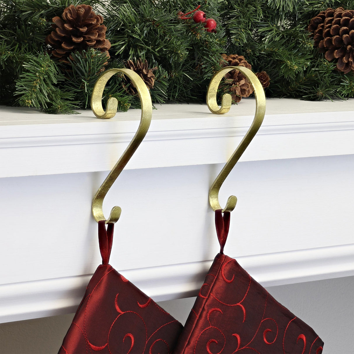 Stocking Holder - Stocking Scrolls?« - Gold Foil