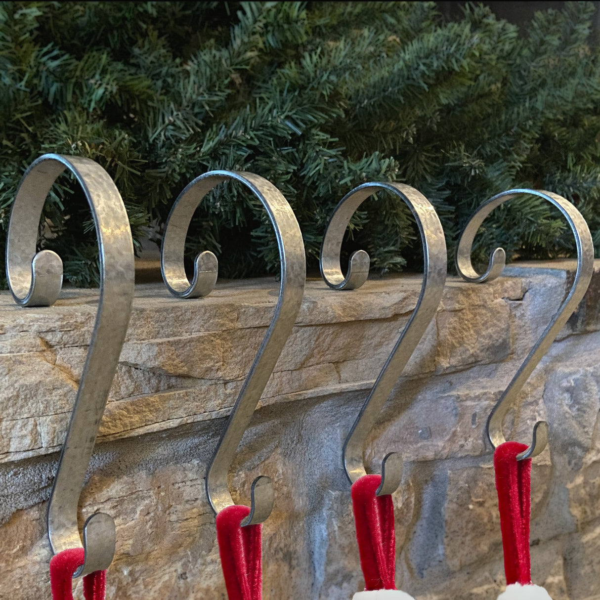 Stocking Holder - Stocking Scrolls?« - Real Galvanized Steel