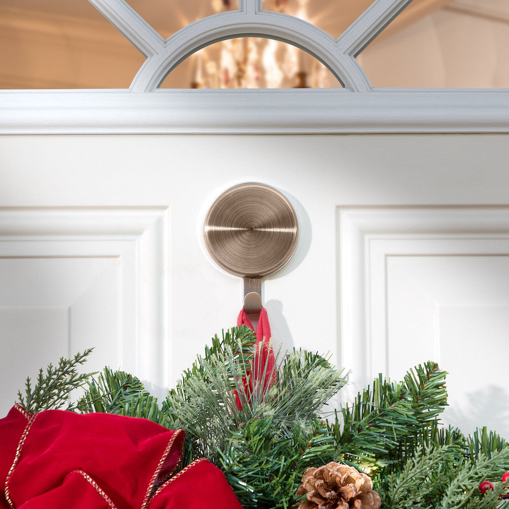 Wreath Hangers - Attract® Magnetic Hanger, 1 Pack - Oil-Rubbed Bronze